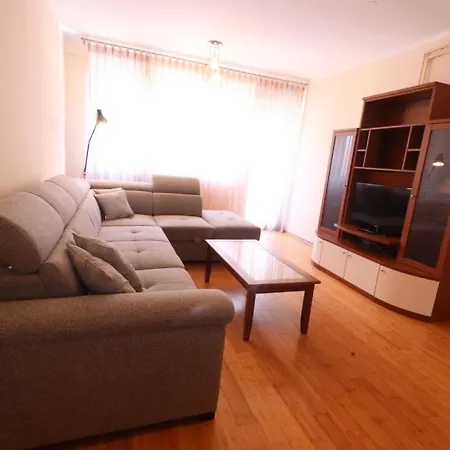 Gortanova Apartment